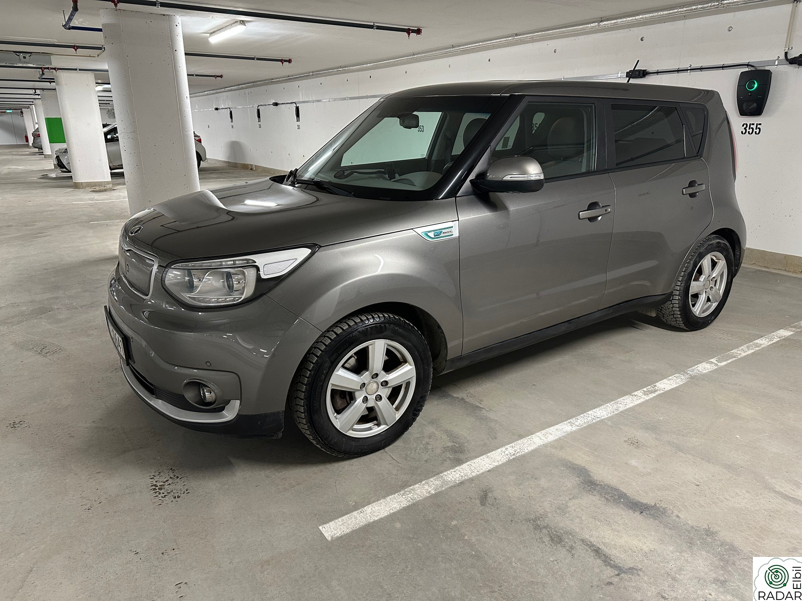KIA SOUL Exclusive. Velholdt. Ny service. Skinn. Navi/kamera.