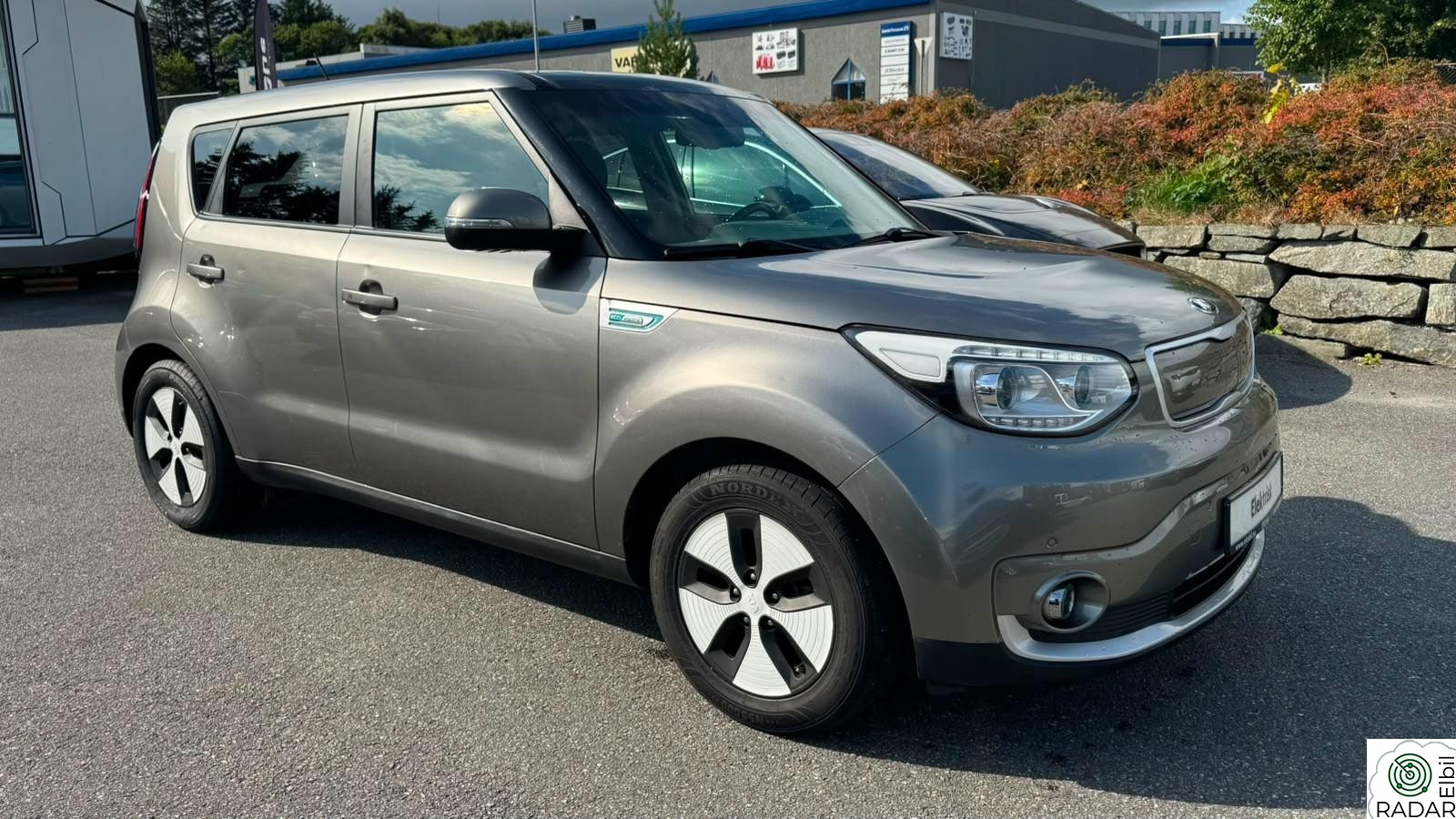 KIA SOUL Exlucive/SKINN/PANO/TAKLUKE/KLIMA/KEYLESS/R.KAM/NAVI++