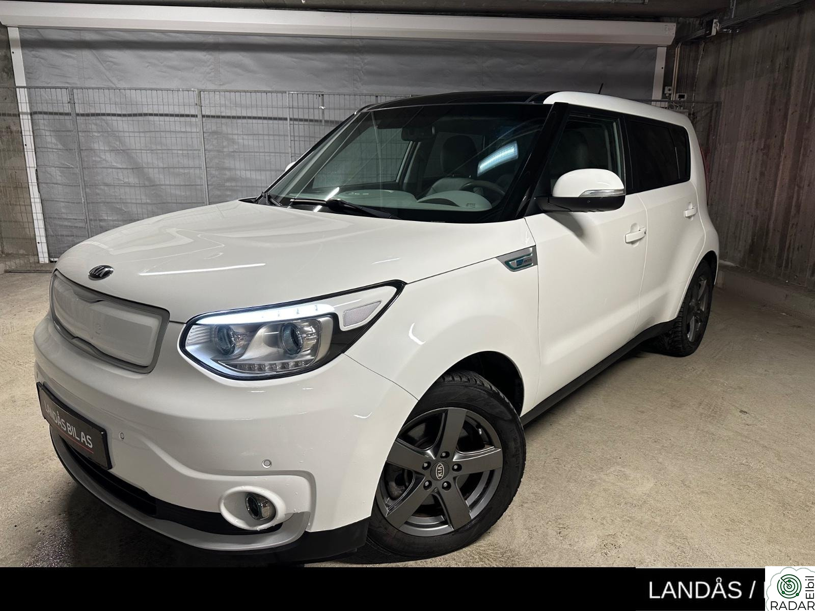 KIA SOUL SE DENNE! 30KW/EXCLUSIVE/PANO/SKINN//NAVI/KAMERA/DAB+