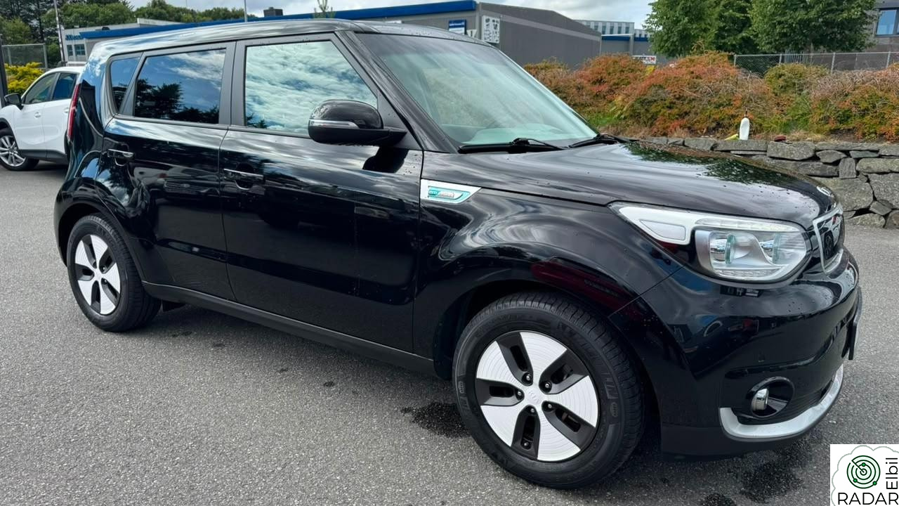 KIA SOUL 33 KWt/Exclusive/SKINN/NAVI/PANO/CARPLAY/KAM/EU28/S+V++