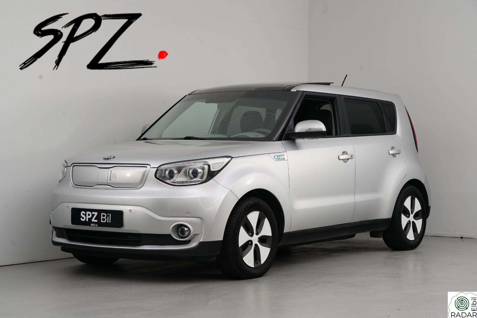KIA SOUL 30KW EXCLUSIVE SKINN NAVI KAMERA KEYLESS PANORAMA KLIMA