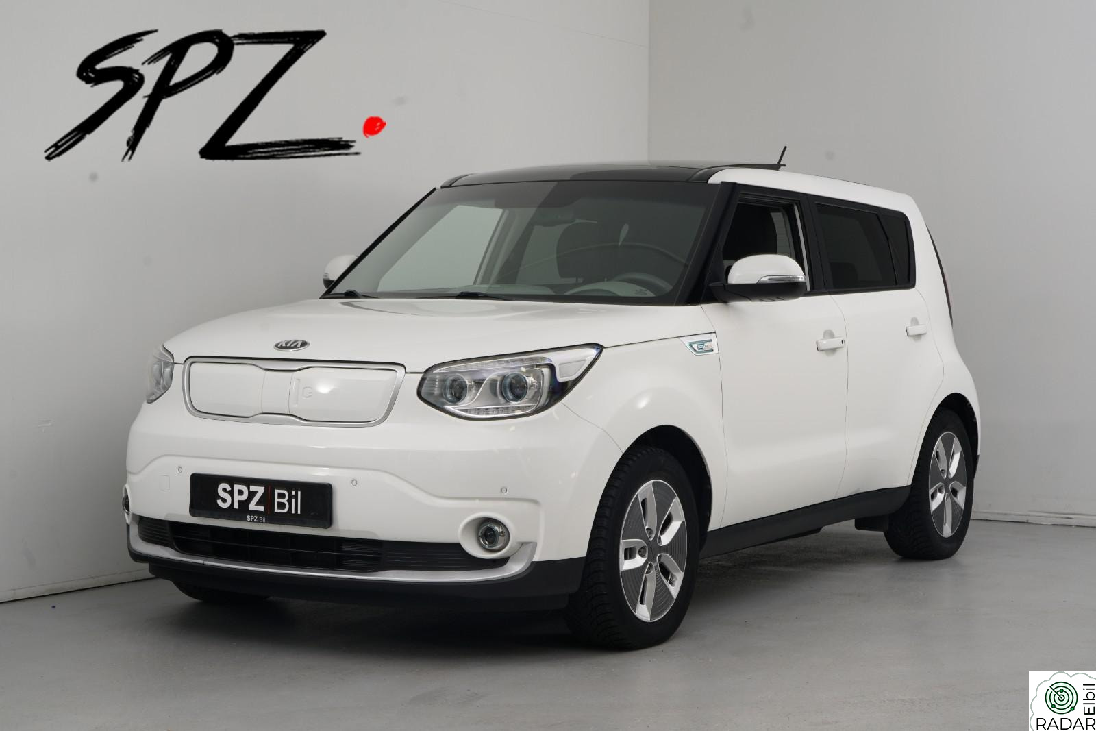 KIA SOUL 30KW EXCLUSIVE SKINN NAVI KAMERA PANO 24MND GARANTI