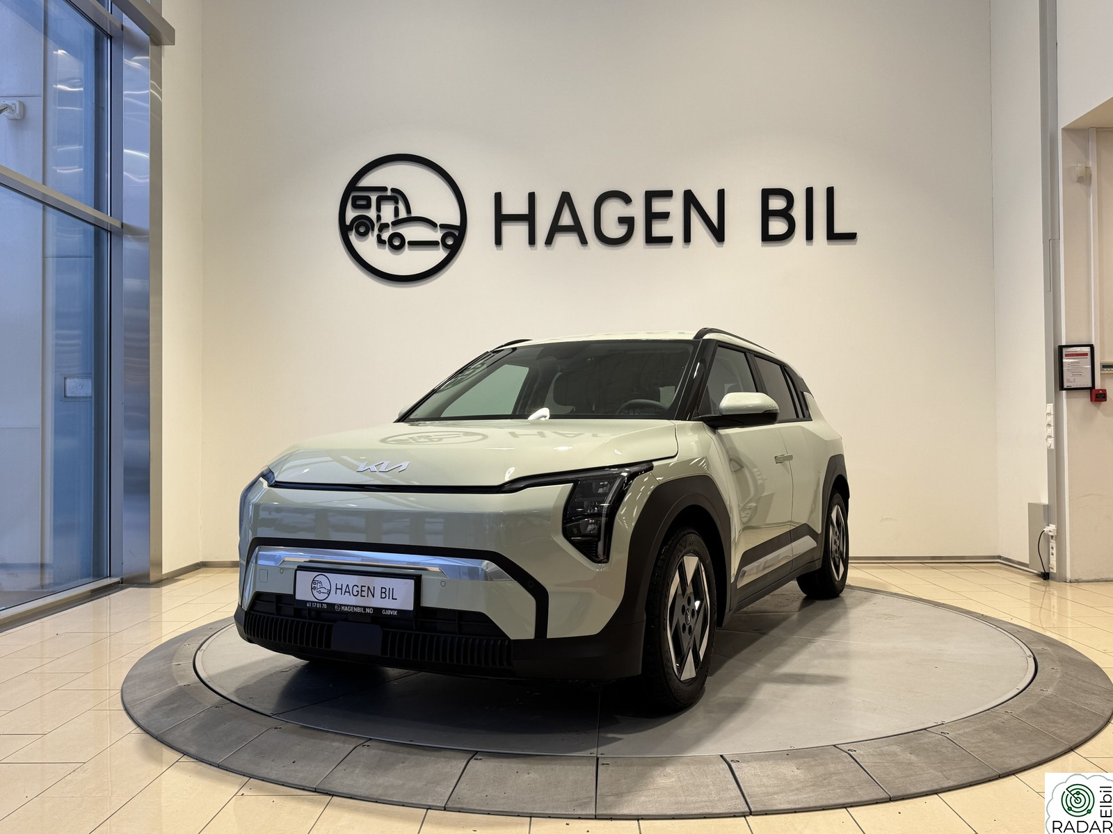 KIA EV3 SR / EXCLUSIVE / AVENTURINE GREEN MET / 8XALU / NORSK /