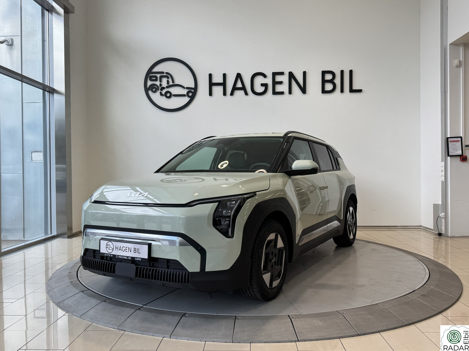 KIA EV3 EXCLUSIVE / LR / AVENTURE GREEN / FEB-MARS