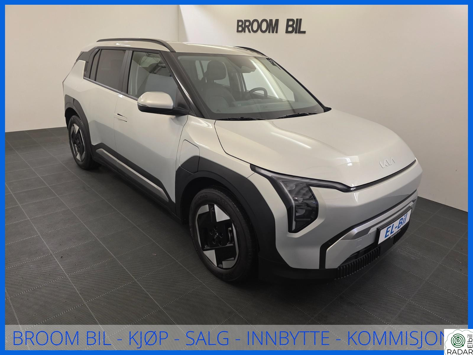 KIA EV3 OPPTIL 600KM REKKEVIDDE/SKINN/ACC/KAM/7 ÅR NYBILGARANTI