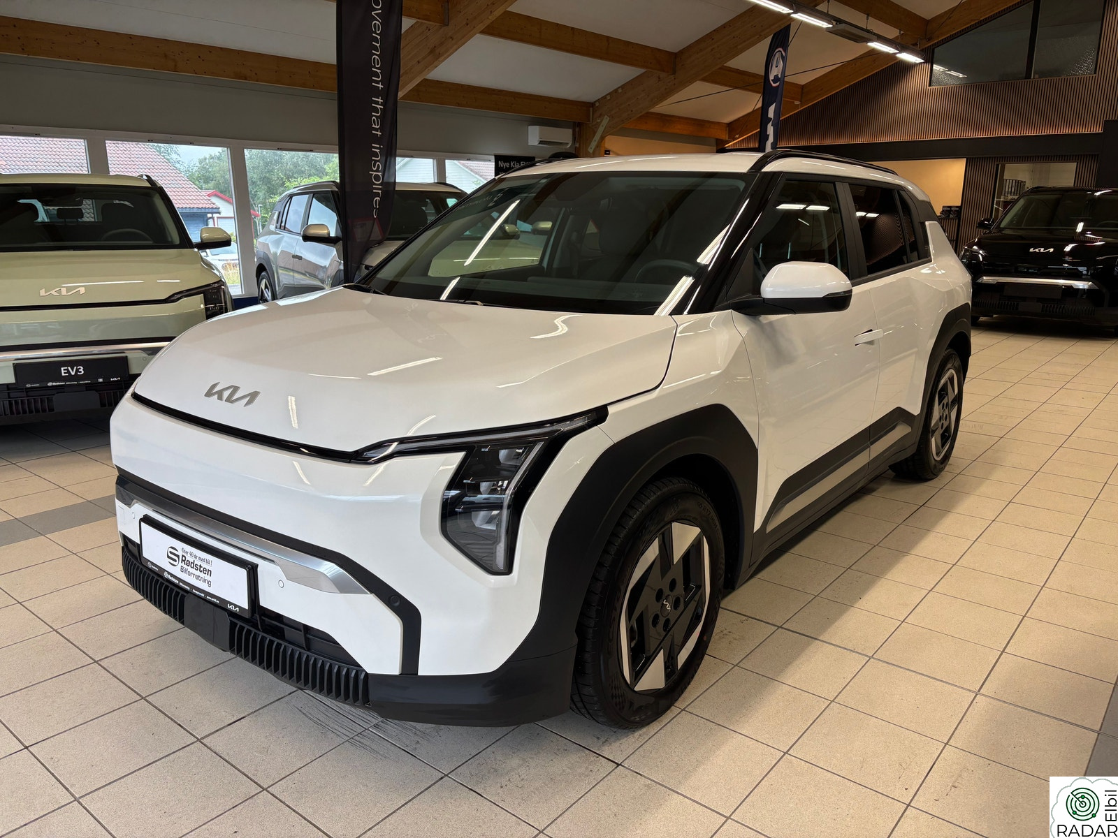 KIA EV3 Exclusive 81kWh Skinn, Navi, Rkamera, Norsk Bil 2026++