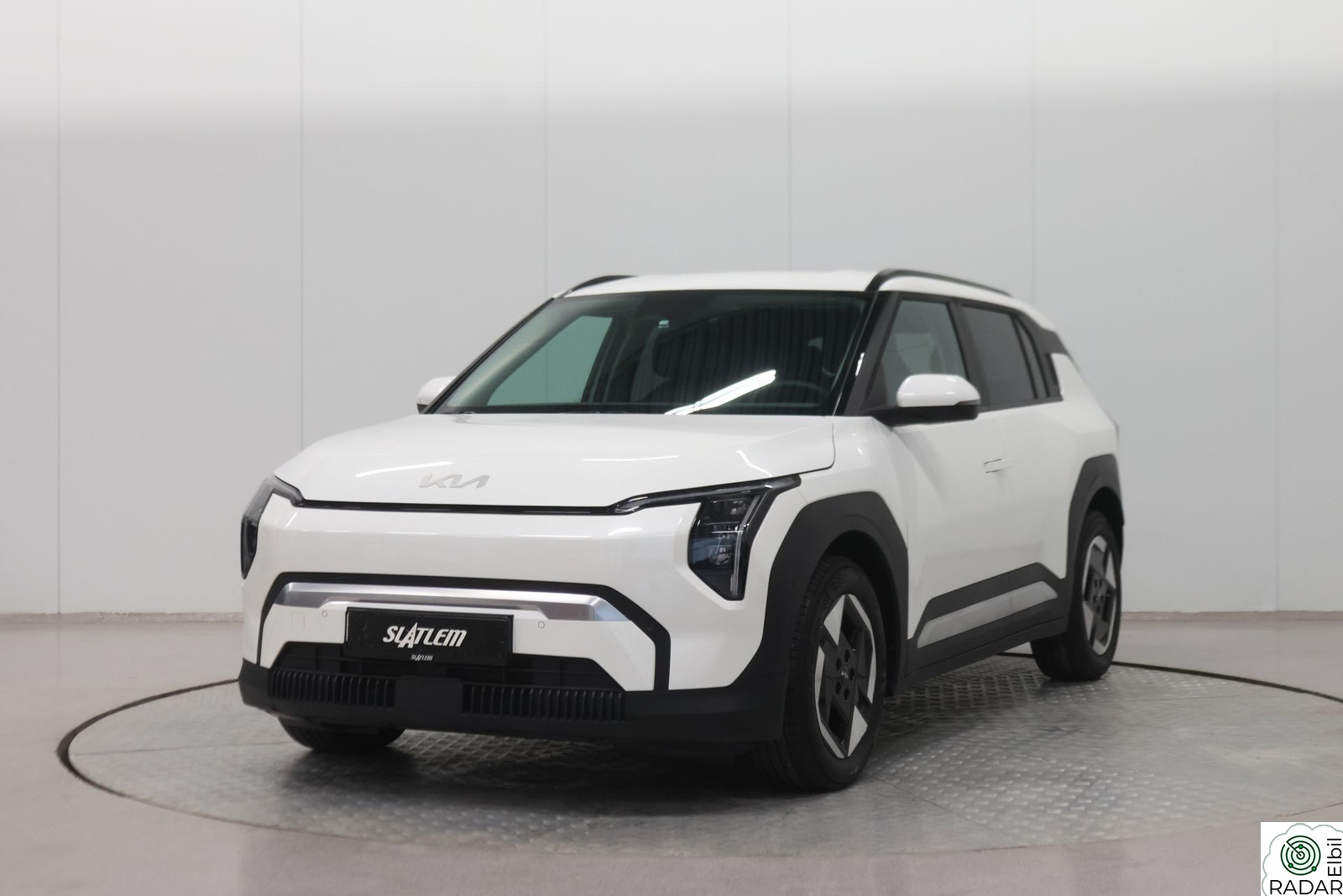 KIA EV3 Exclusive Long Range, Skin, el.stoler,Navi,++++