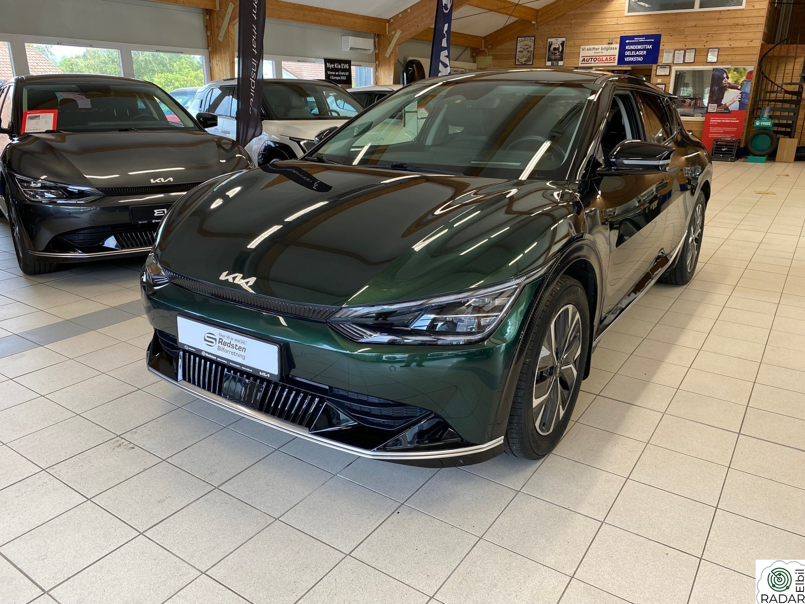 KIA EV6 EXCLUSIVE.4X4.HUD.SKINN.TILHFESTE.NORSK BIL++!!