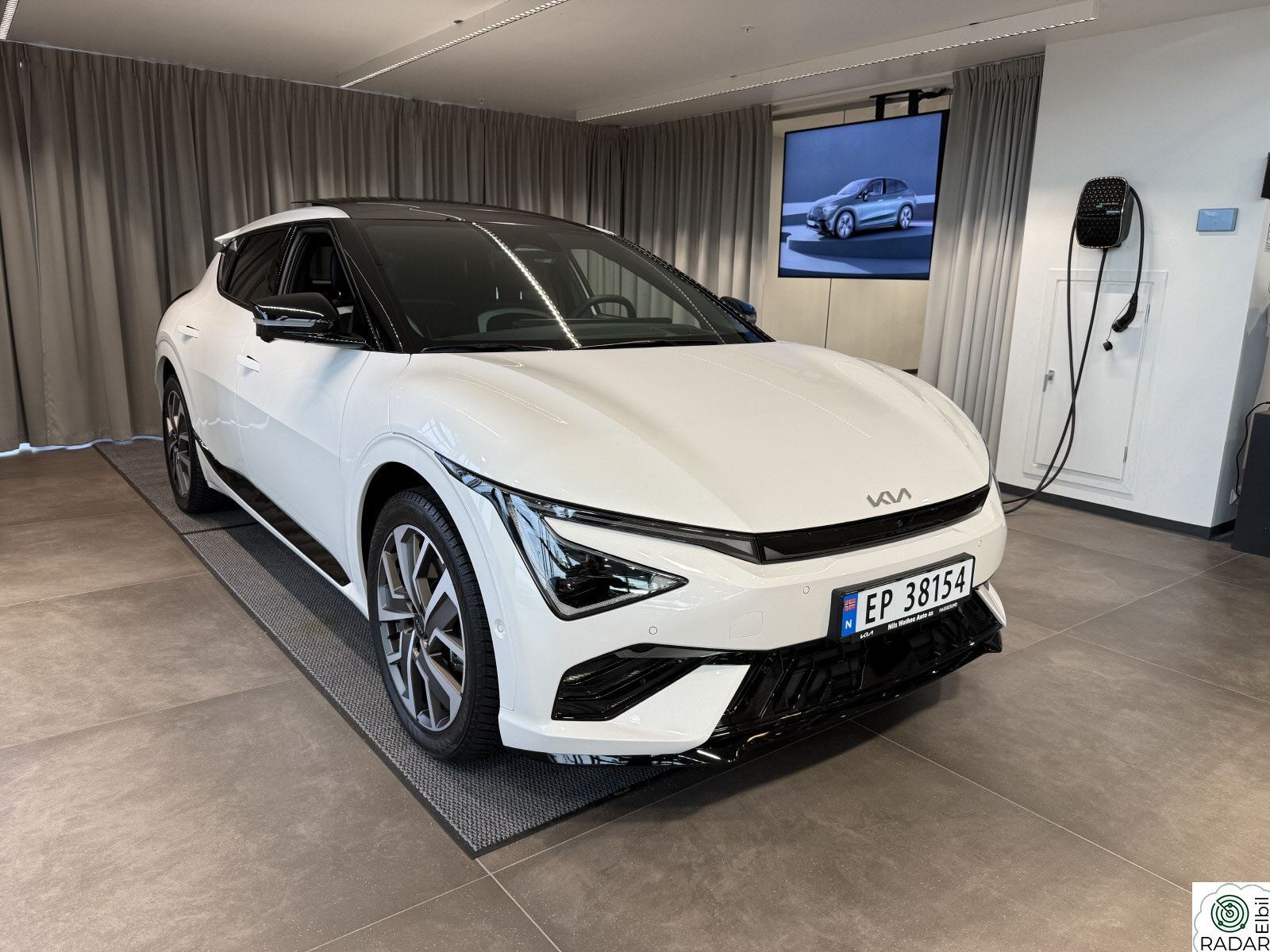 KIA EV6 GT Line 84kWh AWD HUD, Soltak, Meridian, 360Kam, Matrix