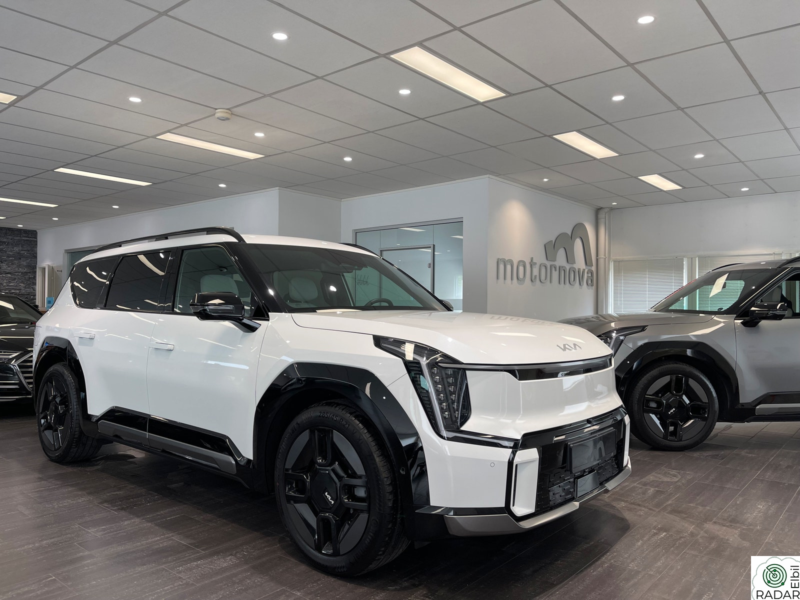 KIA EV9 AWD GT-Line 6-Seter/Pano/Skinn/HUD/Meridian/Krok/++