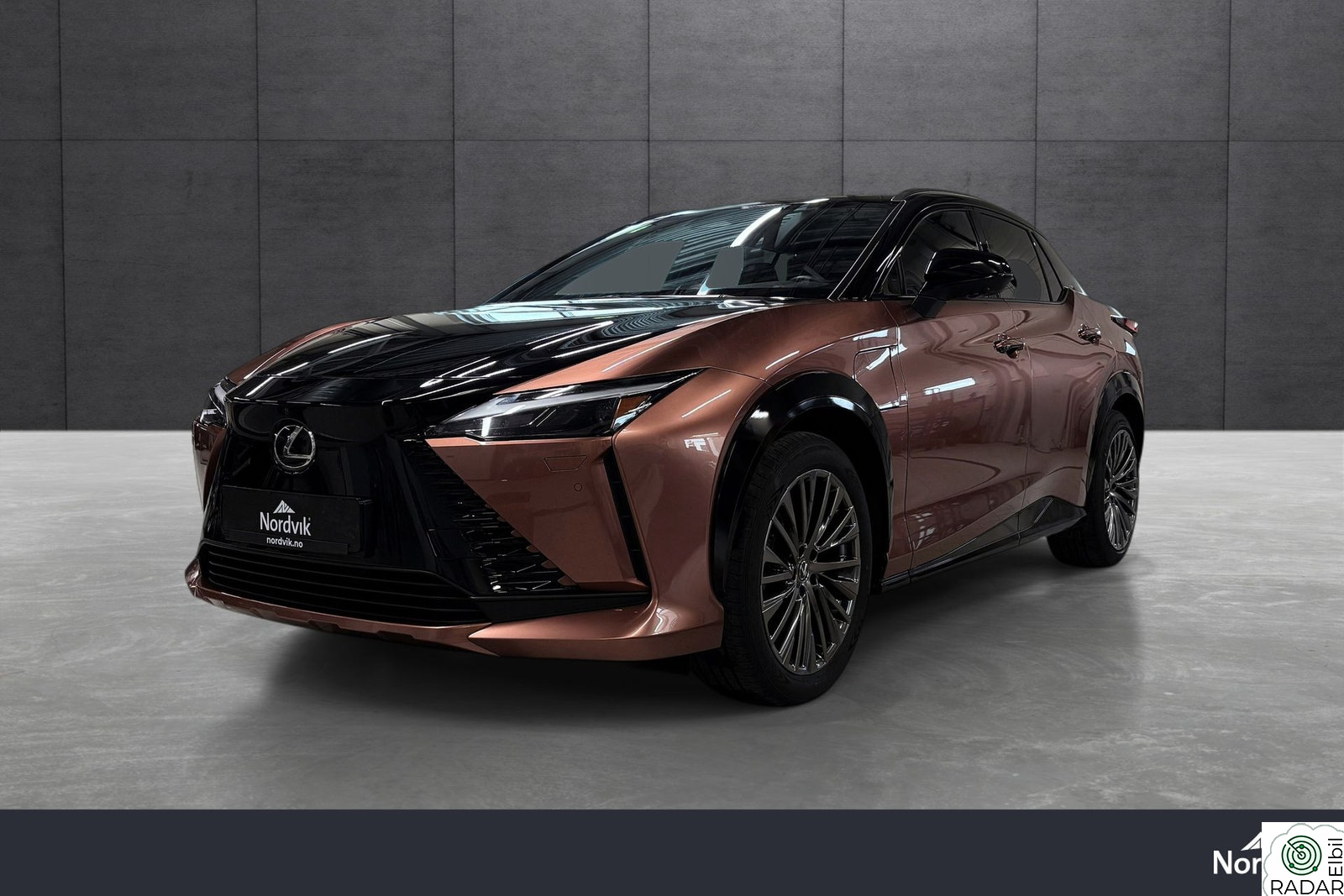 LEXUS RZ450E Executive Bitone / AWD / Rentekampanje 1,95%