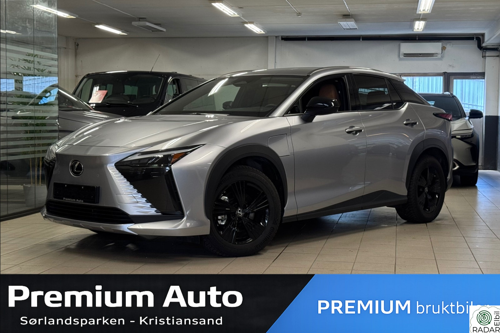 LEXUS RZ450E AWD Executive / Serviceavtale /Skinn / LED / R.kam