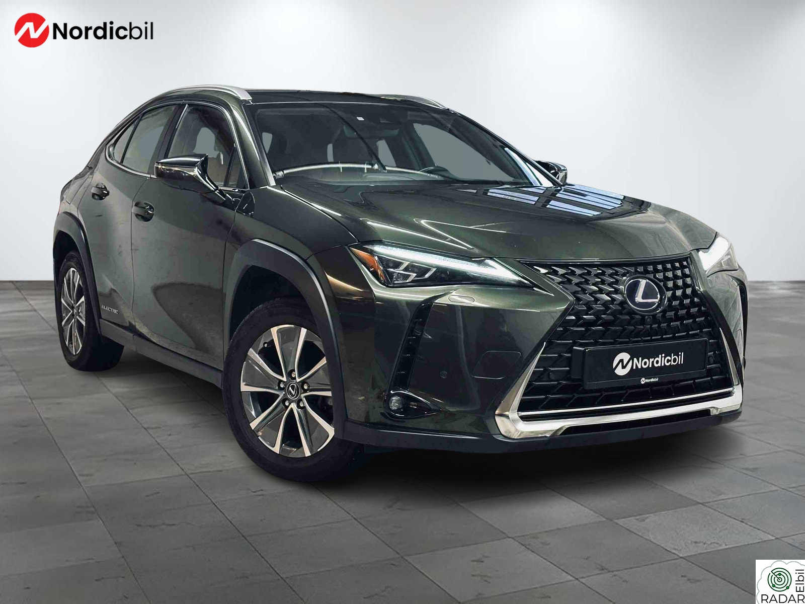 LEXUS UX300E UX300E EV 204HK - LUXURY - HUD - 360kam - Rattvarme