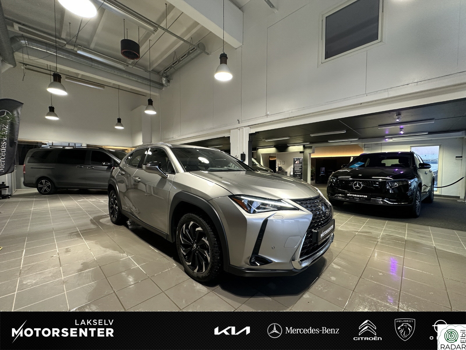 LEXUS UX300E FWD Premium