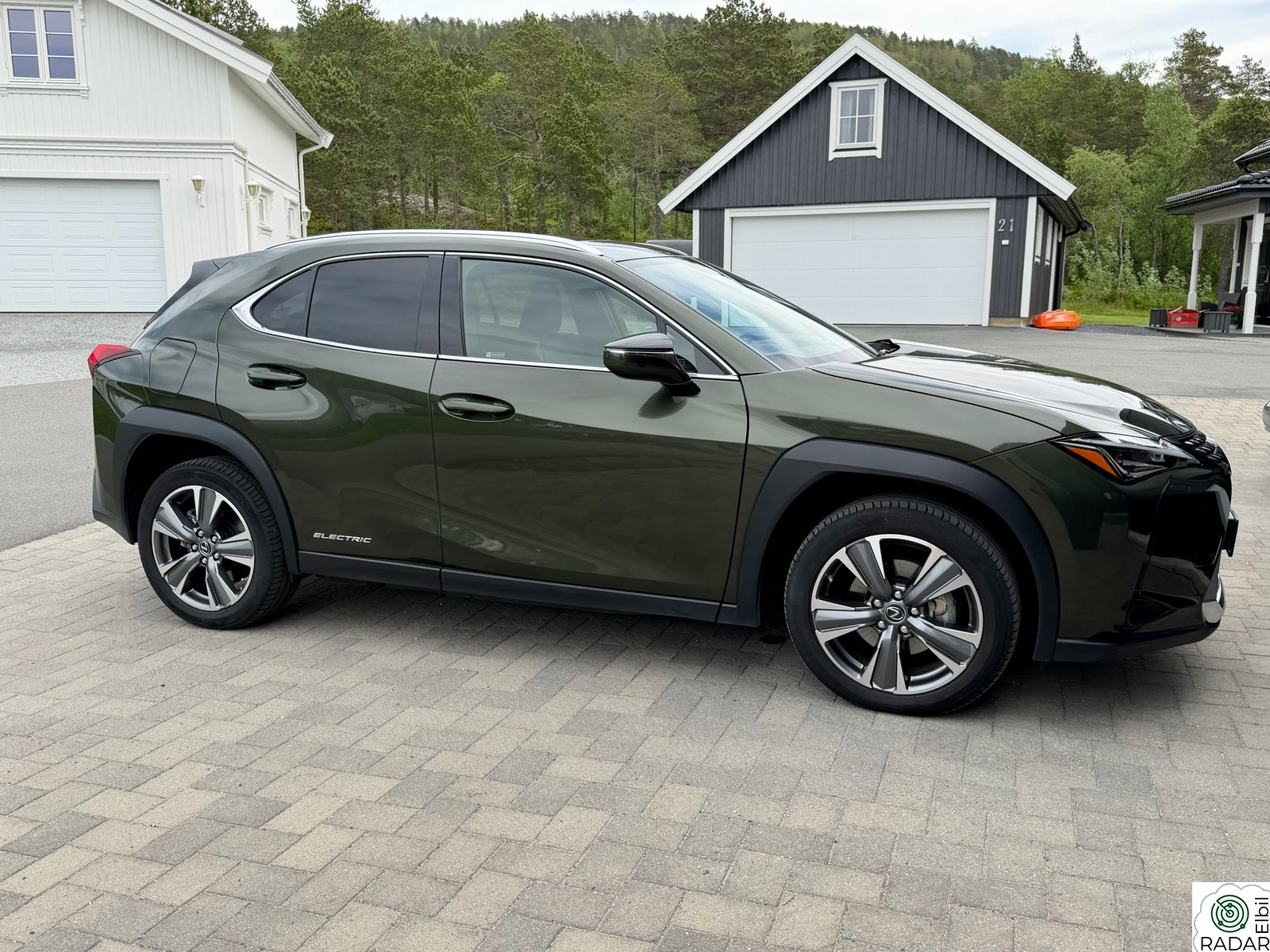 LEXUS UX300E 300e FWD Premium