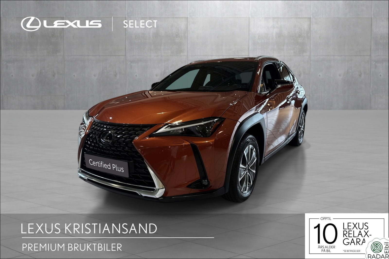 LEXUS UX300E 300e FWD Premium LAV KM. STAND