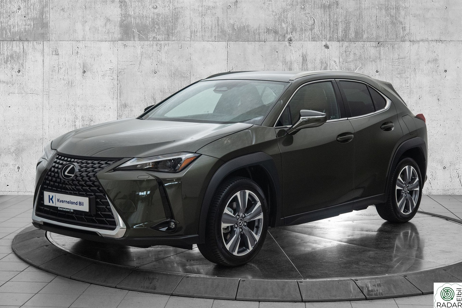 LEXUS UX300E Premium Edition | Kun kjørt 2.800km |