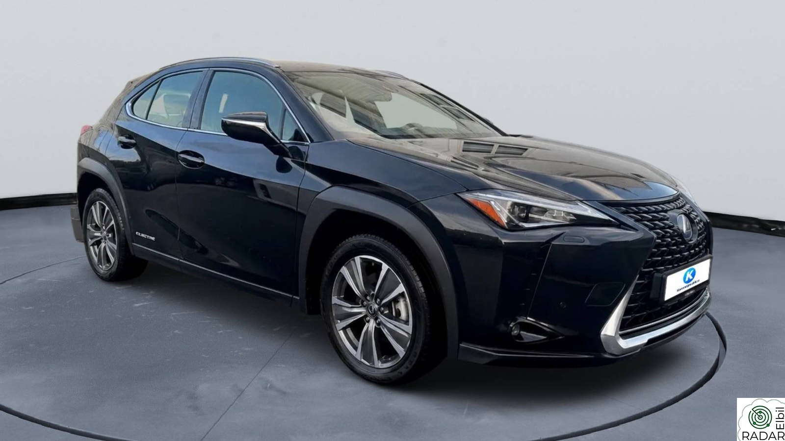 LEXUS UX300E 300e FWD / Premium / Ny service