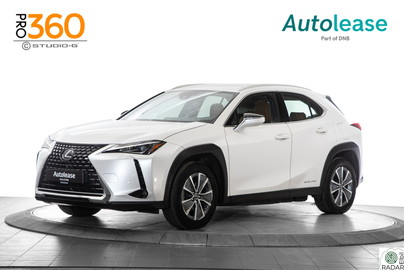 LEXUS UX300E 300e FWD Premium, Kamera / A.Cruise ++,