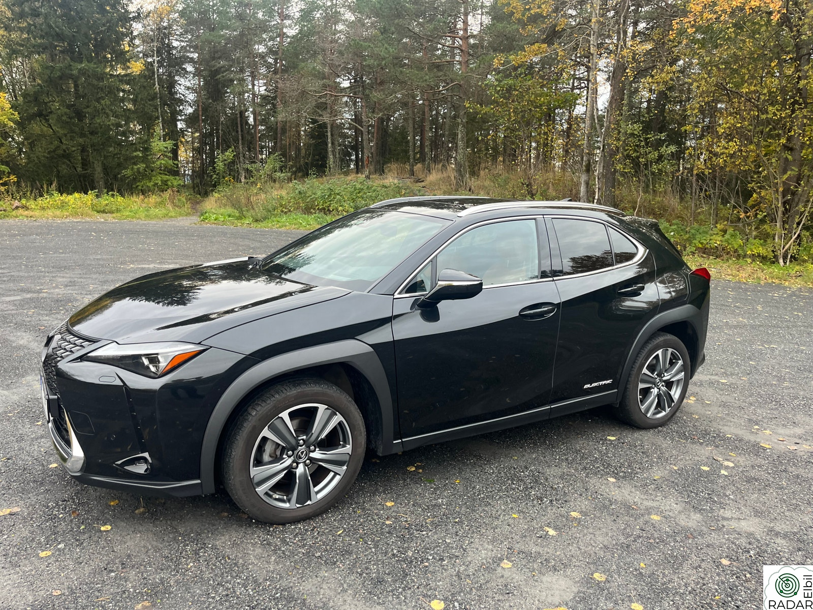 LEXUS UX300E 300e FWD Luxury SUN, HUD, 360 kamera, Brunt Skinn